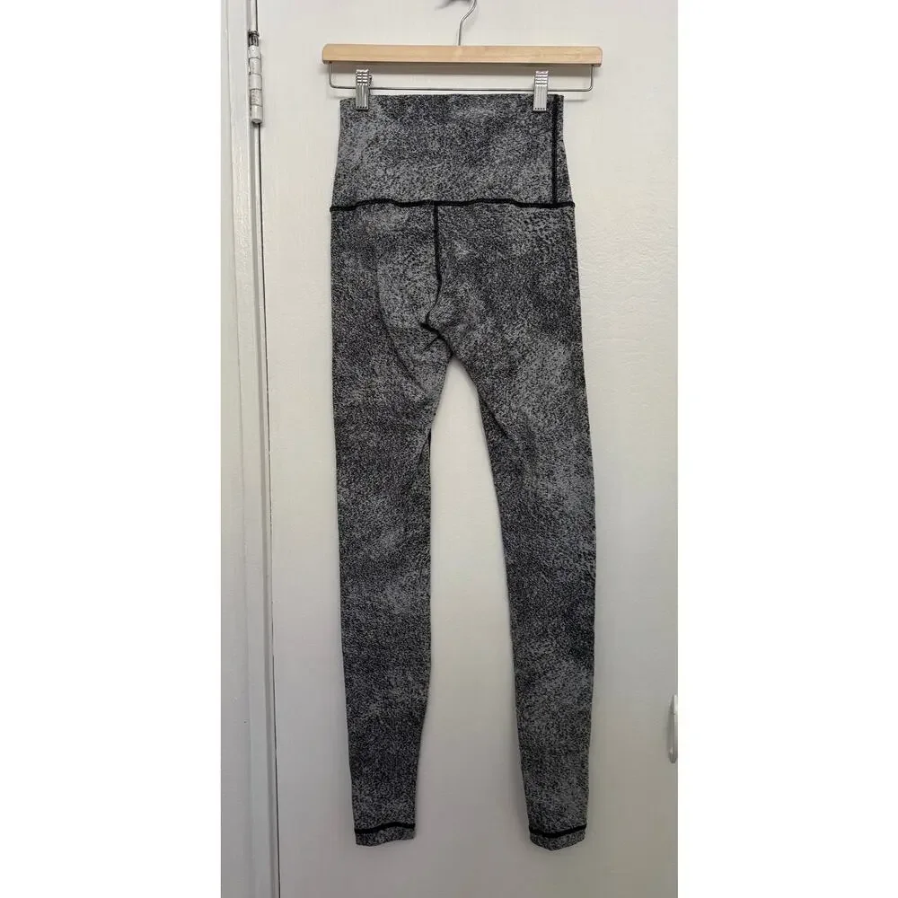 Lululemon Wunder Under Pant (Hi-Rise) Luon Spray Jacquard White Black Size 6